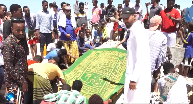 Fannaaniin caan ah oo lagu aasay Muqdisho iyo Wasaaradda Warfaafinta oo ka tacsiyeysay